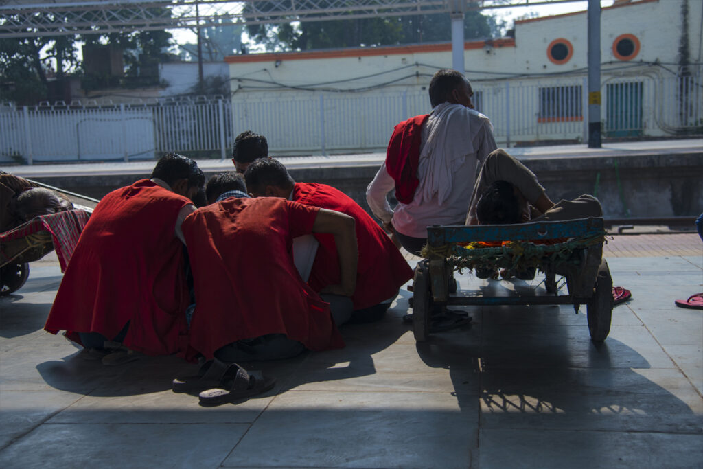 Photo Feature- Railway Porters (Coolies) and their New Normal by Romit Bandyopadhyay