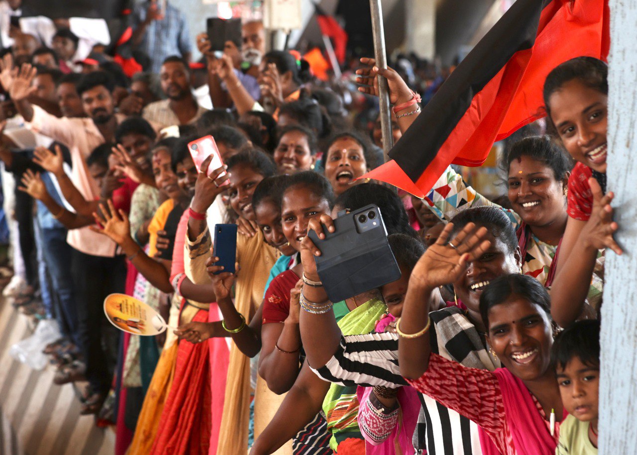 People turnout in large numbers for election campaign of DMK (Dravida Munnetra Kazhagam). They cheer the party by taking selfies and then holding the party flags and hand photos of party leaders in North Chennai recently. Photo by: S Vishnu Sharmaa